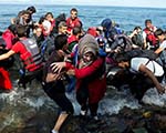 Greece Open to NATO’s Involvement in Monitoring of Refugees Flows